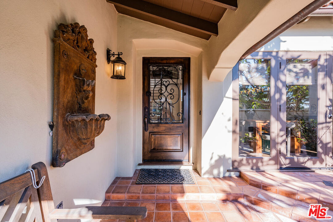 409 20th Street Santa Monica, CA 90402 - Photo 3 of 47