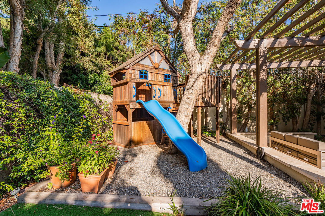 409 20th Street Santa Monica, CA 90402 - Photo 42 of 47