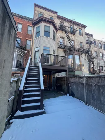 $9,700 | 122 Mercer Street, Jersey City, NJ 07302