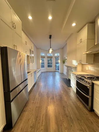 $9,700 | 122 Mercer Street, Jersey City, NJ 07302