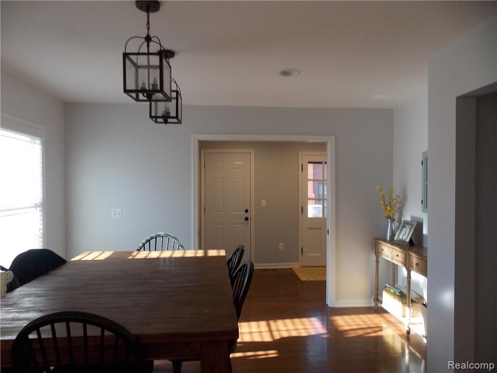 991 North Oxford Road Grosse Pointe, MI 48236 - Photo 8 of 19 DSCN1800.JPG