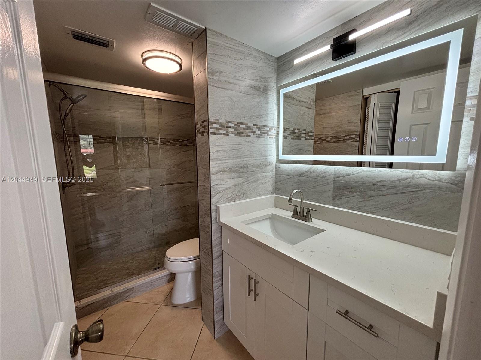 21909 Lake Forest Circle, Unit 205 Boca Raton, FL 33433 - Photo 13 of 20
