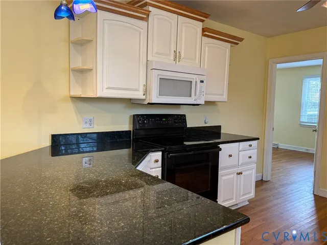$2,441 | 904 Forestview Drive, Colonial Heights, VA 23834