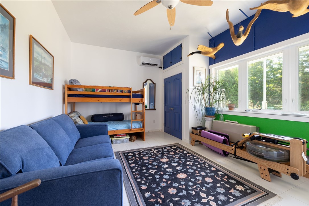 125 Touisset Road Warren, RI 02885 - Photo 20 of 45