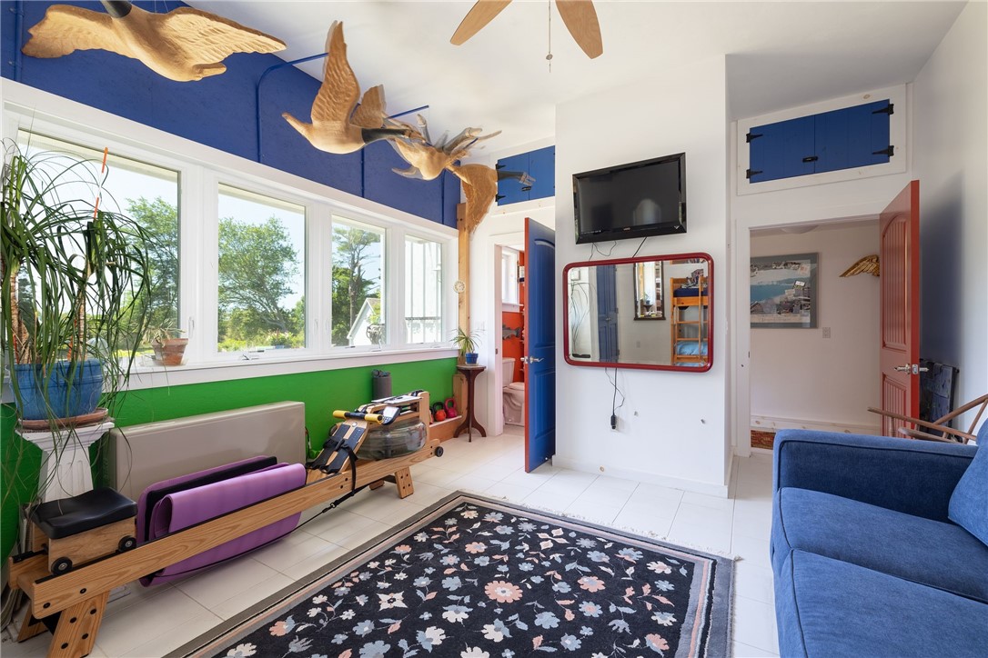 125 Touisset Road Warren, RI 02885 - Photo 22 of 45