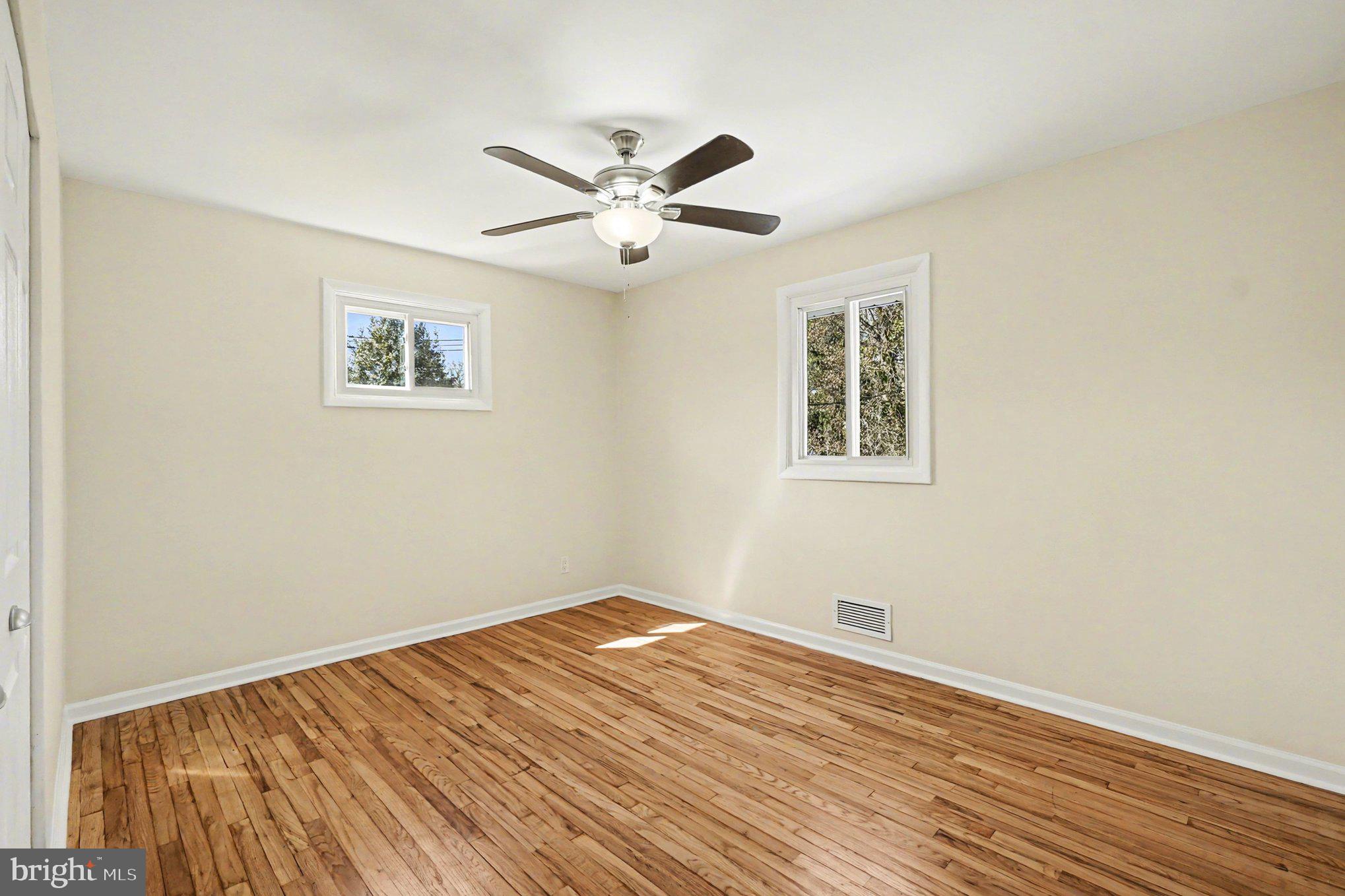 9102 Lamaze Road Baltimore, MD 21234 - Photo 14 of 33 Bedroom 1