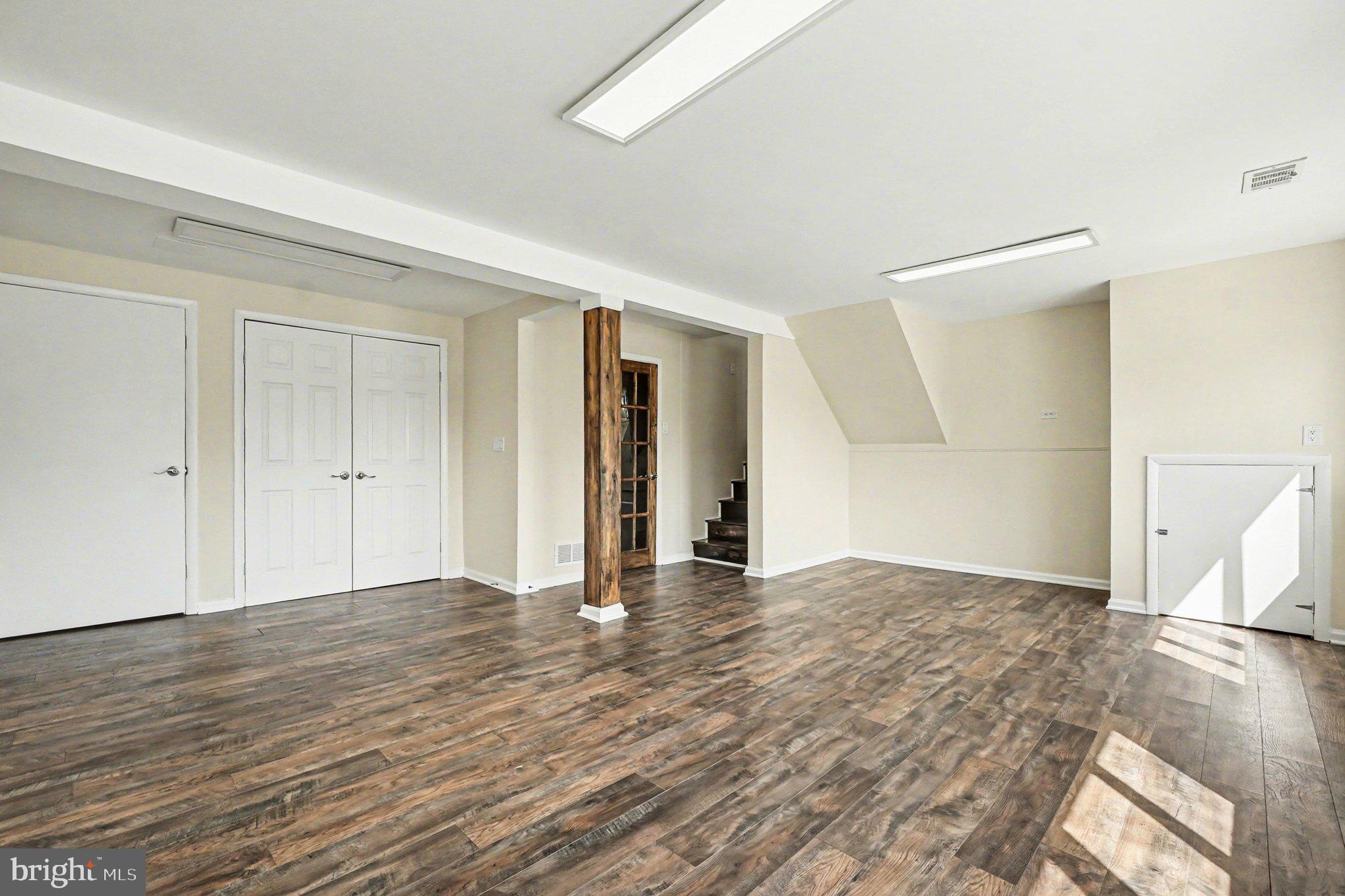 9102 Lamaze Road Baltimore, MD 21234 - Photo 21 of 33 Family Room