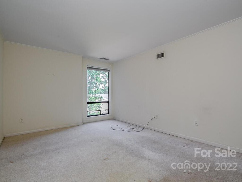 954 Cherokee Road Charlotte, NC 28207 - Photo 17 of 20 Gallery Image 17