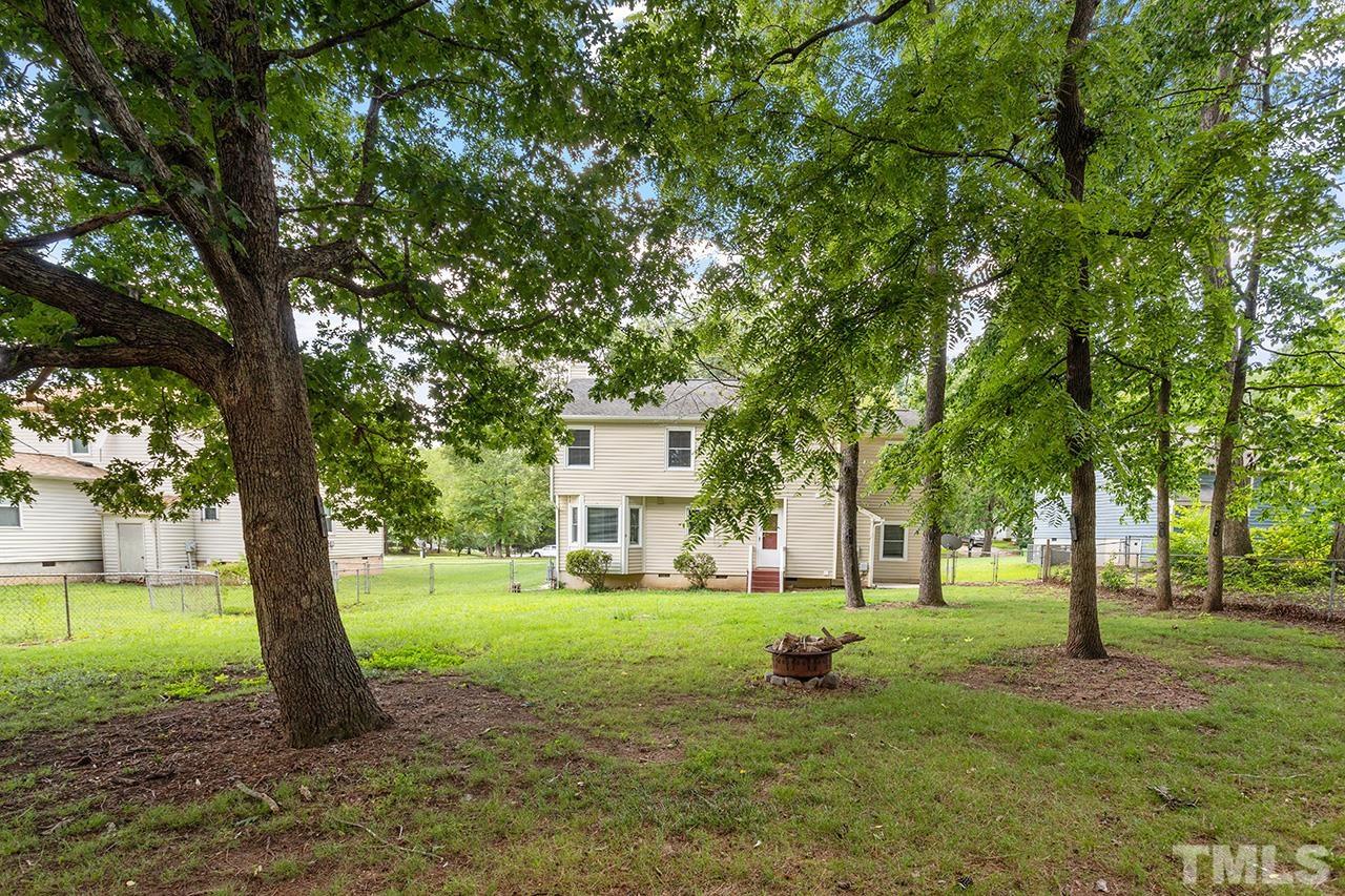 2813 Slippery Elm Drive Raleigh, NC 27610 - Photo 8 of 34 Gallery Image 8