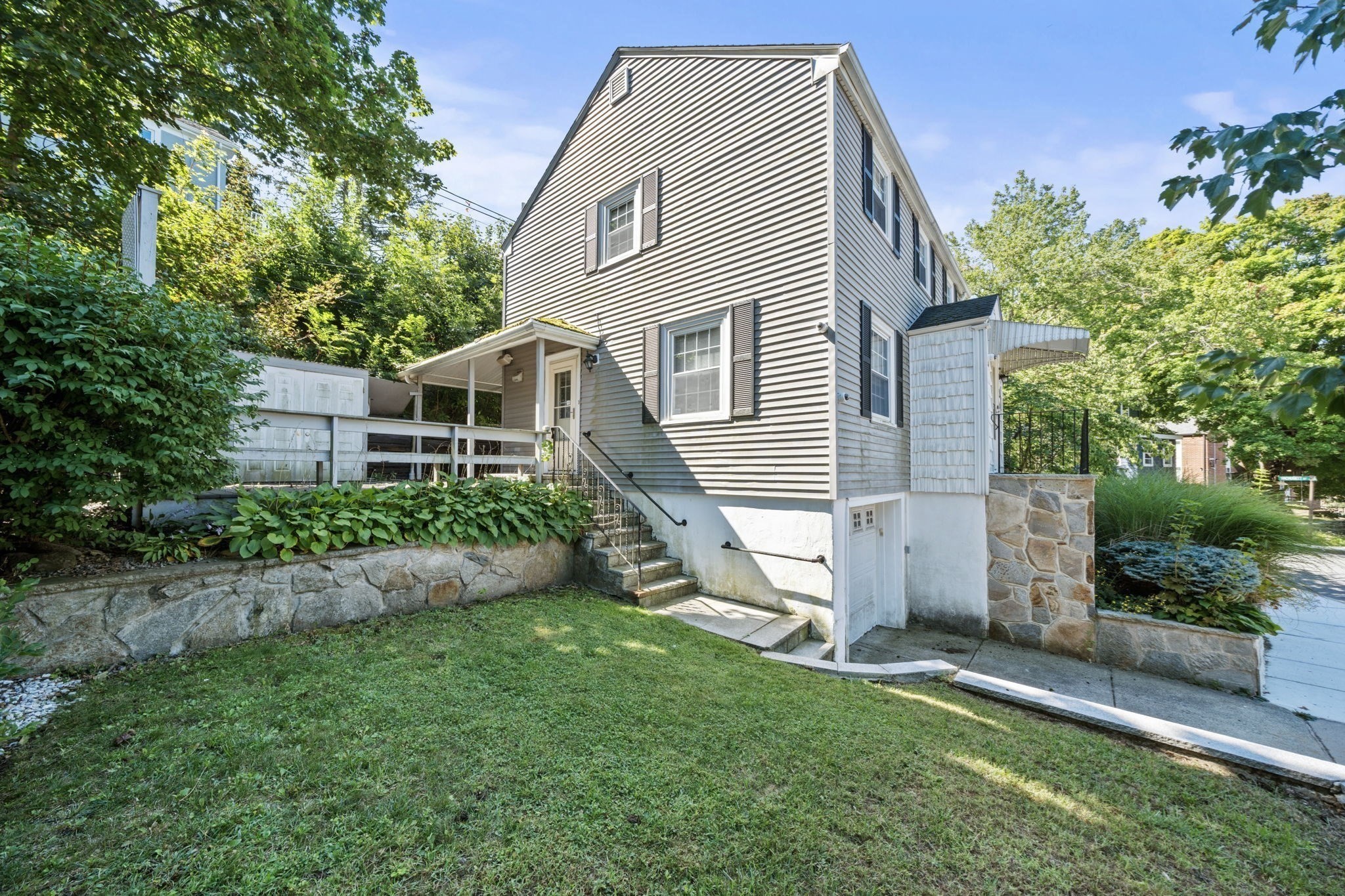 27 Northbourne Road Boston, MA 02130 - Photo 2 of 28 Gallery Image 2