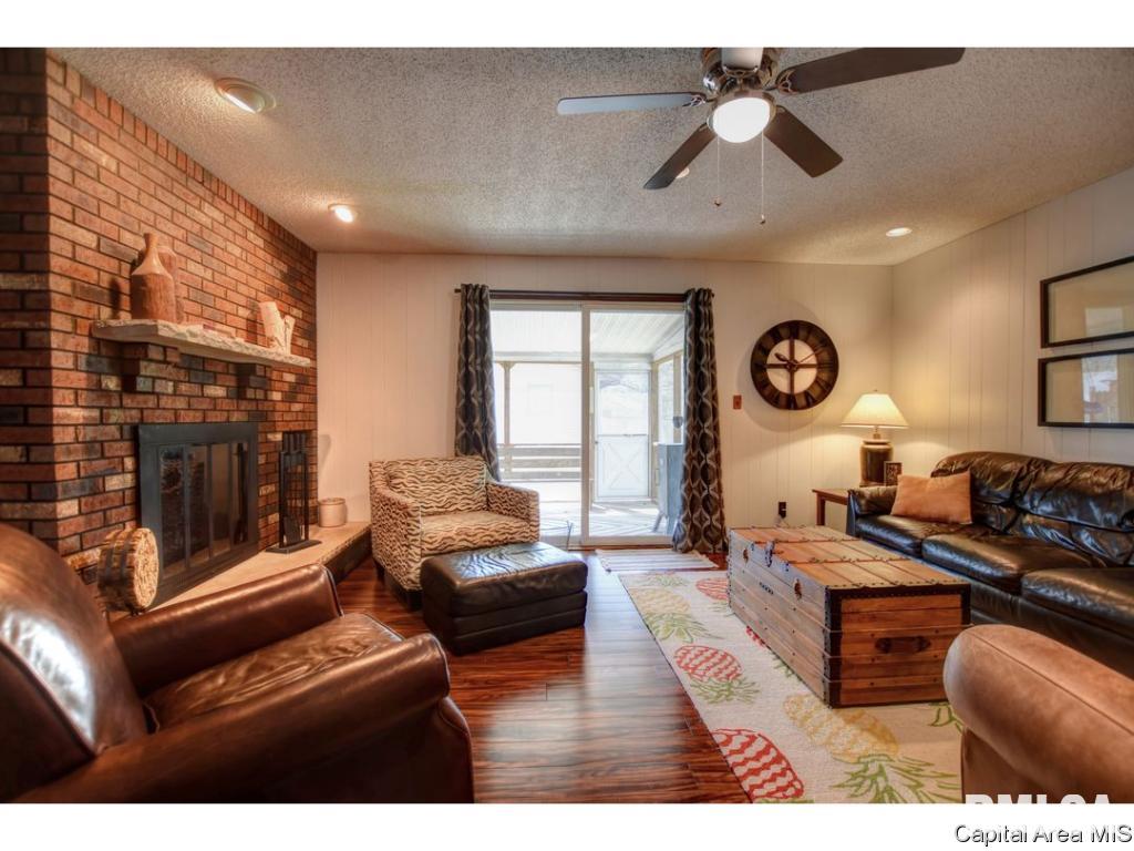819 Rickard Road Springfield, IL 62704 - Photo 15 of 35