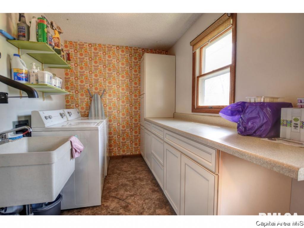 819 Rickard Road Springfield, IL 62704 - Photo 28 of 35