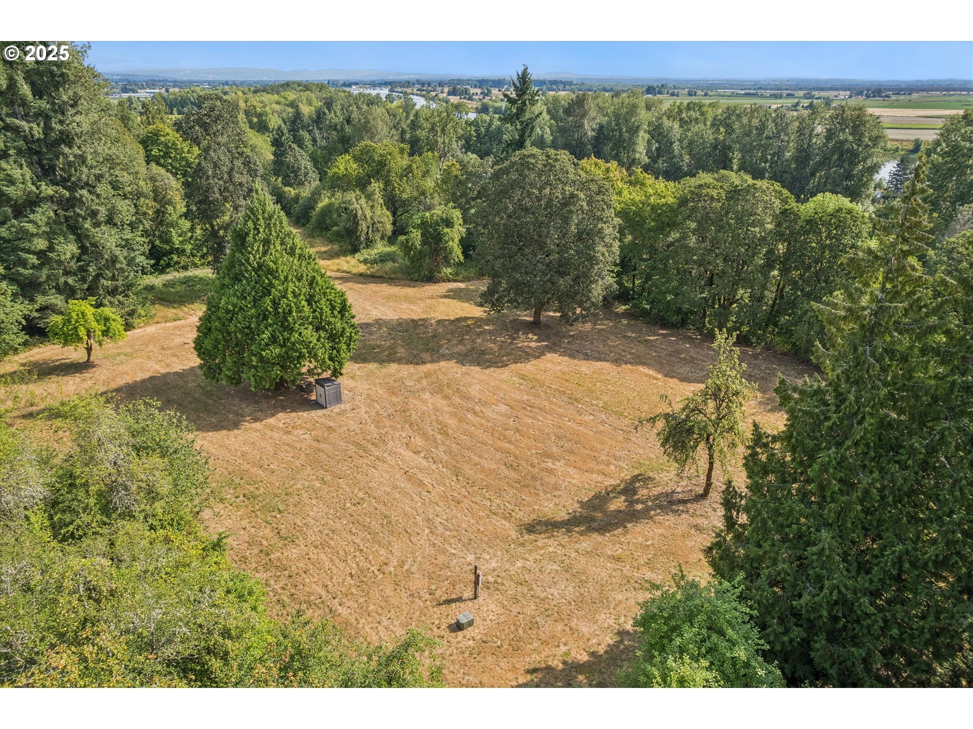 25900 Northwest St Helens Road Scappoose, OR 97056 - Photo 6 of 29 a view of a yard