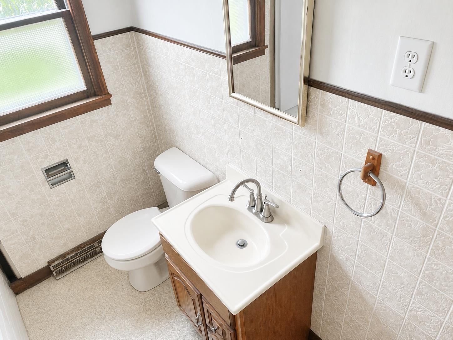 308 West Logan Street Forreston, IL 61030 - Photo 4 of 15