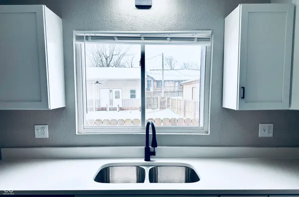 $249,900 | 32 North McCullum Street, Knightstown, IN 46148