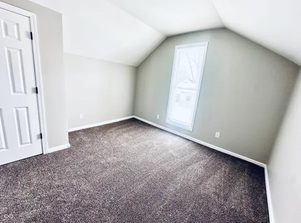 $249,900 | 32 North McCullum Street, Knightstown, IN 46148