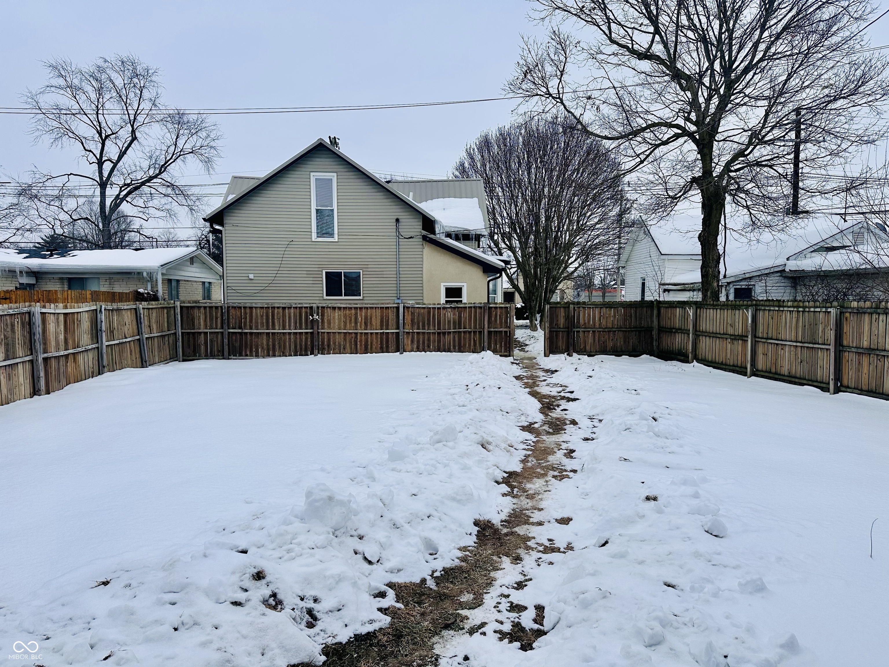 32 North McCullum Street Knightstown, IN 46148 - Photo 4 of 23