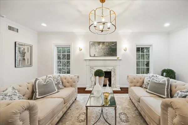 $2,595,000 | 3109 Avalon Place, Houston, TX 77019