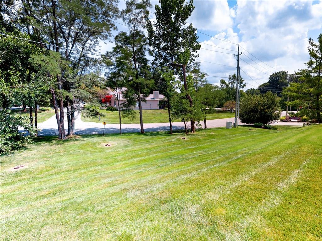 5745 Misty Ridge Drive Indianapolis, IN 46237 - Photo 2 of 25 Gallery Image 2