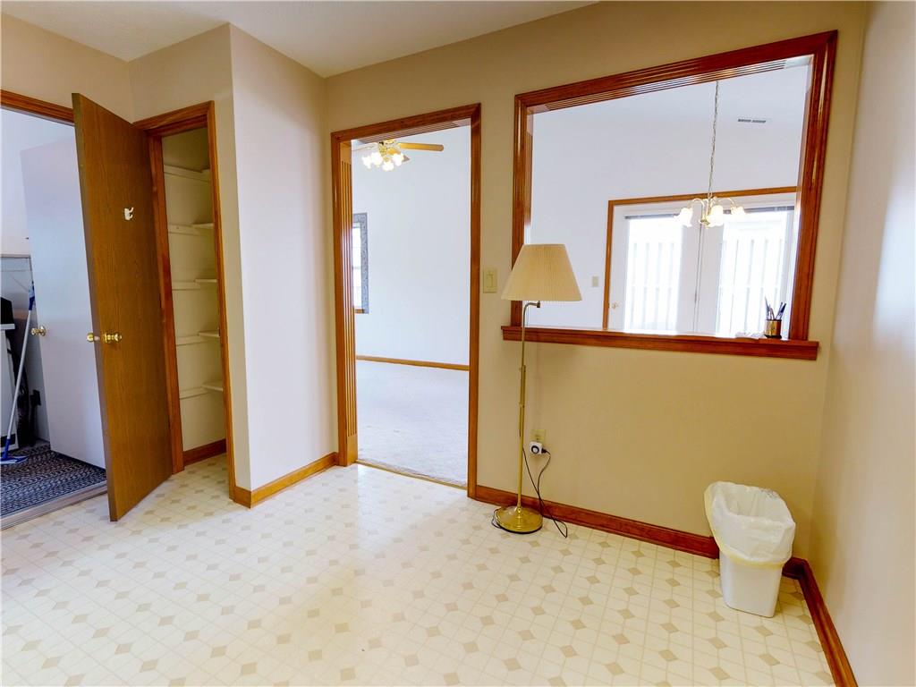 5745 Misty Ridge Drive Indianapolis, IN 46237 - Photo 11 of 25 Gallery Image 11