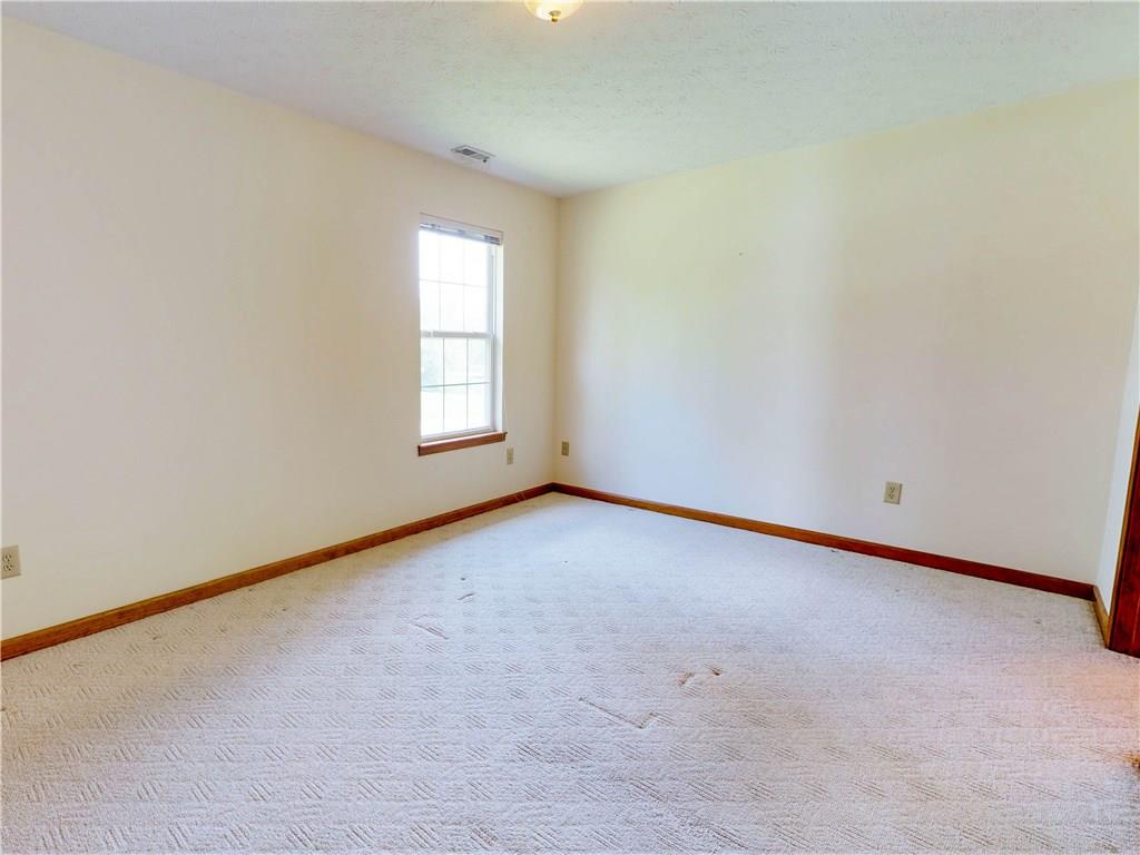 5745 Misty Ridge Drive Indianapolis, IN 46237 - Photo 12 of 25 Gallery Image 12