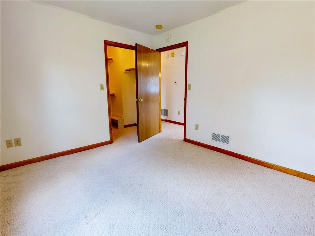 5745 Misty Ridge Drive Indianapolis, IN 46237 - Photo 16 of 25 Gallery Image 16