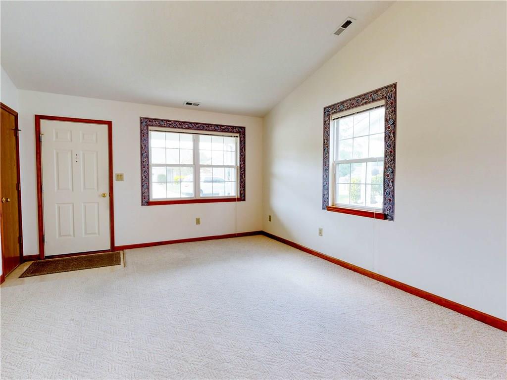 5745 Misty Ridge Drive Indianapolis, IN 46237 - Photo 5 of 25 Gallery Image 5
