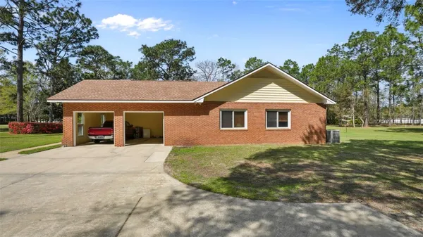 $330,000 | 207 South Forest Drive, Jesup, GA 31545