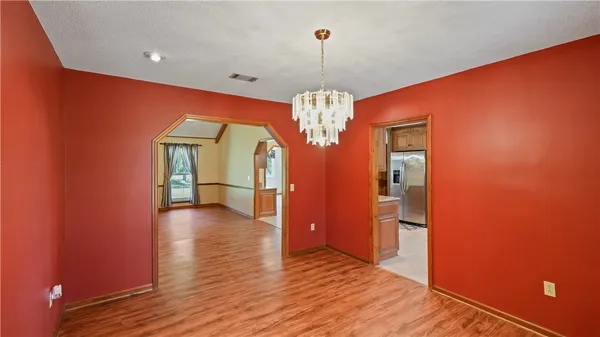 $330,000 | 207 South Forest Drive, Jesup, GA 31545