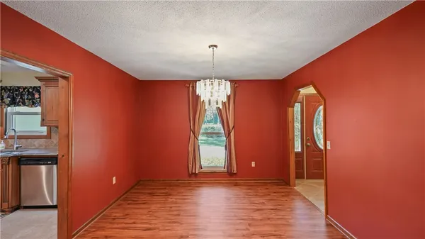 $330,000 | 207 South Forest Drive, Jesup, GA 31545