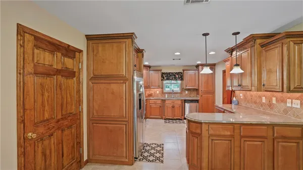 $330,000 | 207 South Forest Drive, Jesup, GA 31545