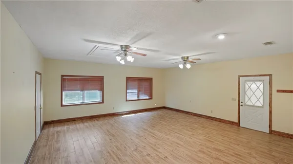 $330,000 | 207 South Forest Drive, Jesup, GA 31545