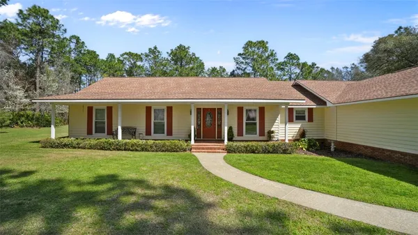 $330,000 | 207 South Forest Drive, Jesup, GA 31545