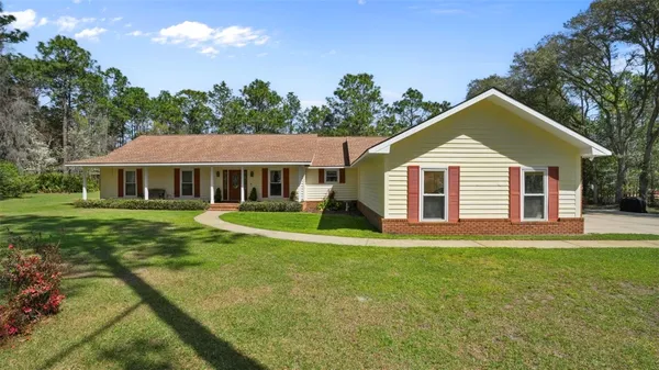 $330,000 | 207 South Forest Drive, Jesup, GA 31545