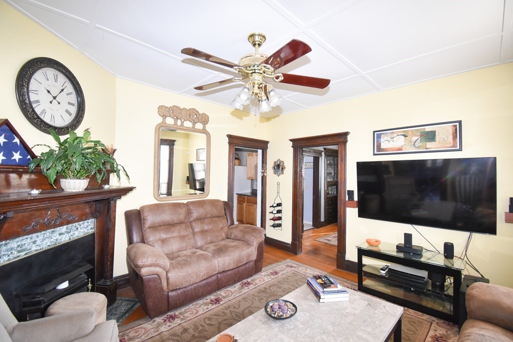 36 Maple Terrace West Springfield, MA 01089 - Photo 11 of 39