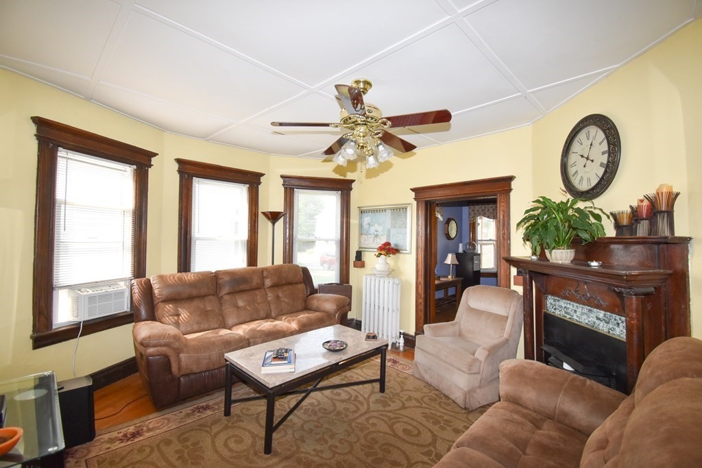 36 Maple Terrace West Springfield, MA 01089 - Photo 9 of 39