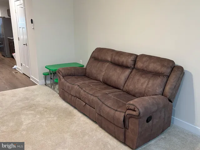 $1,000 | 99 Bibury Street, Martinsburg, WV 25405