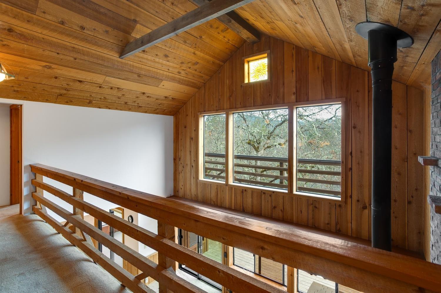 197 Rene Drive Shady Cove, OR 97539 - Photo 21 of 35 Additional Photo