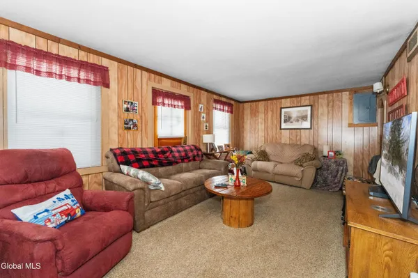 $149,800 | 2116 Route 67 Greenville Ny 12431, Leeds, NY 12451