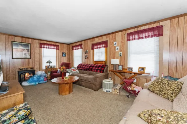 $149,800 | 2116 Route 67 Greenville Ny 12431, Leeds, NY 12451