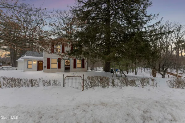 $149,800 | 2116 Route 67 Greenville Ny 12431, Leeds, NY 12451