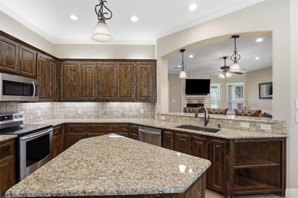 3216 Knob Road Springtown, TX 76082 - Photo 14 of 40