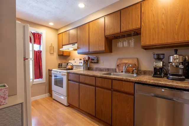 $225,000 | 67 Bourn Brook Road, Unit 57, Manchester, VT 05255