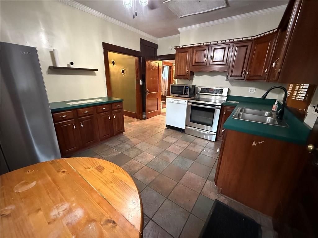 107 Bayard Avenue Rices Landing, PA 15357 - Photo 10 of 30 Gallery Image 10