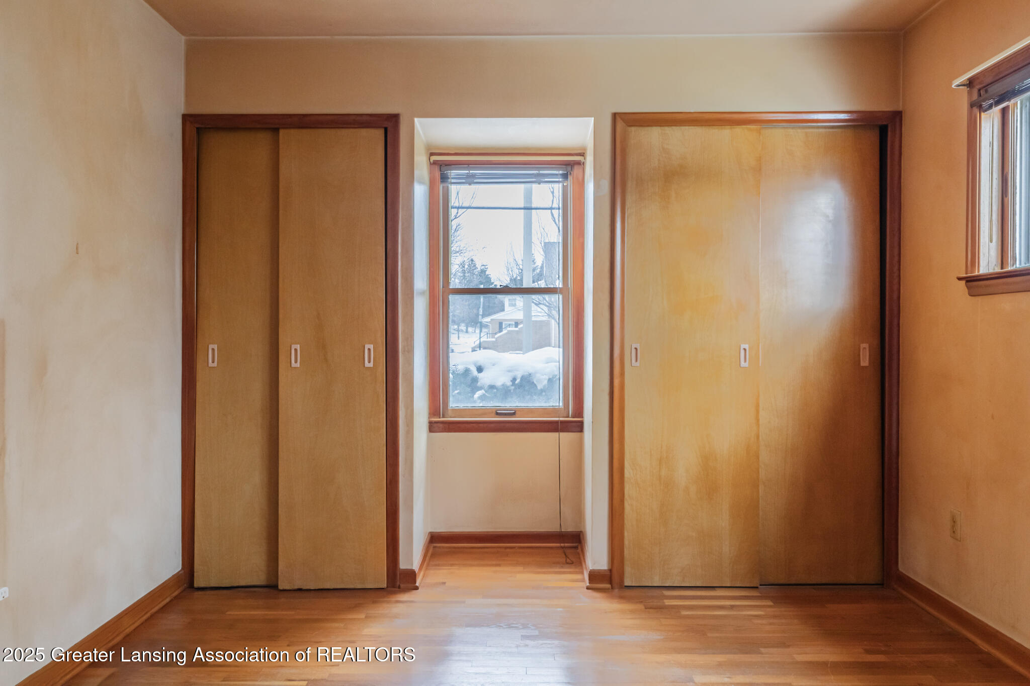 1544 Haslett Road East Lansing, MI 48823 - Photo 21 of 34 1544Haslett23