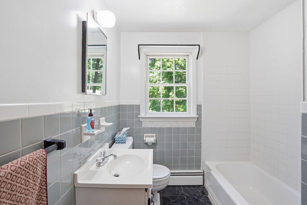 33 Cold Spring Road Westford, MA 01886 - Photo 17 of 42