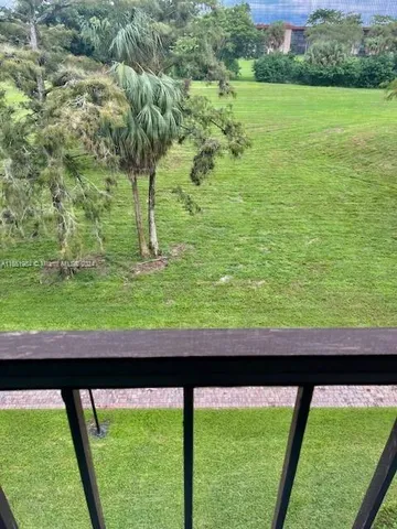 $196,000 | 6100 Northwest 44th Street, Unit 405, Lauderhill, FL 33319