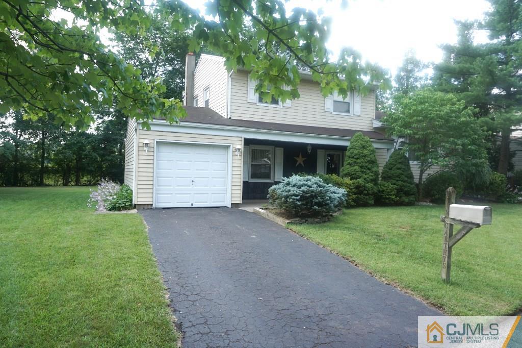 230 Winding Road Iselin, NJ 08830 - Photo 2 of 20 Gallery Image 2