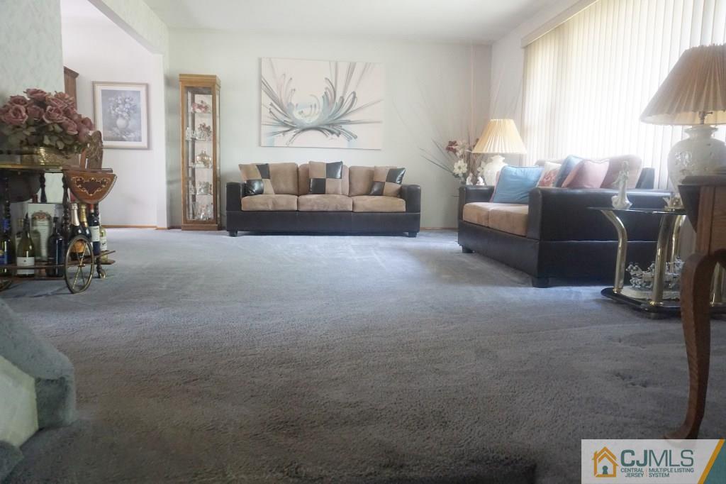230 Winding Road Iselin, NJ 08830 - Photo 6 of 20 Gallery Image 6