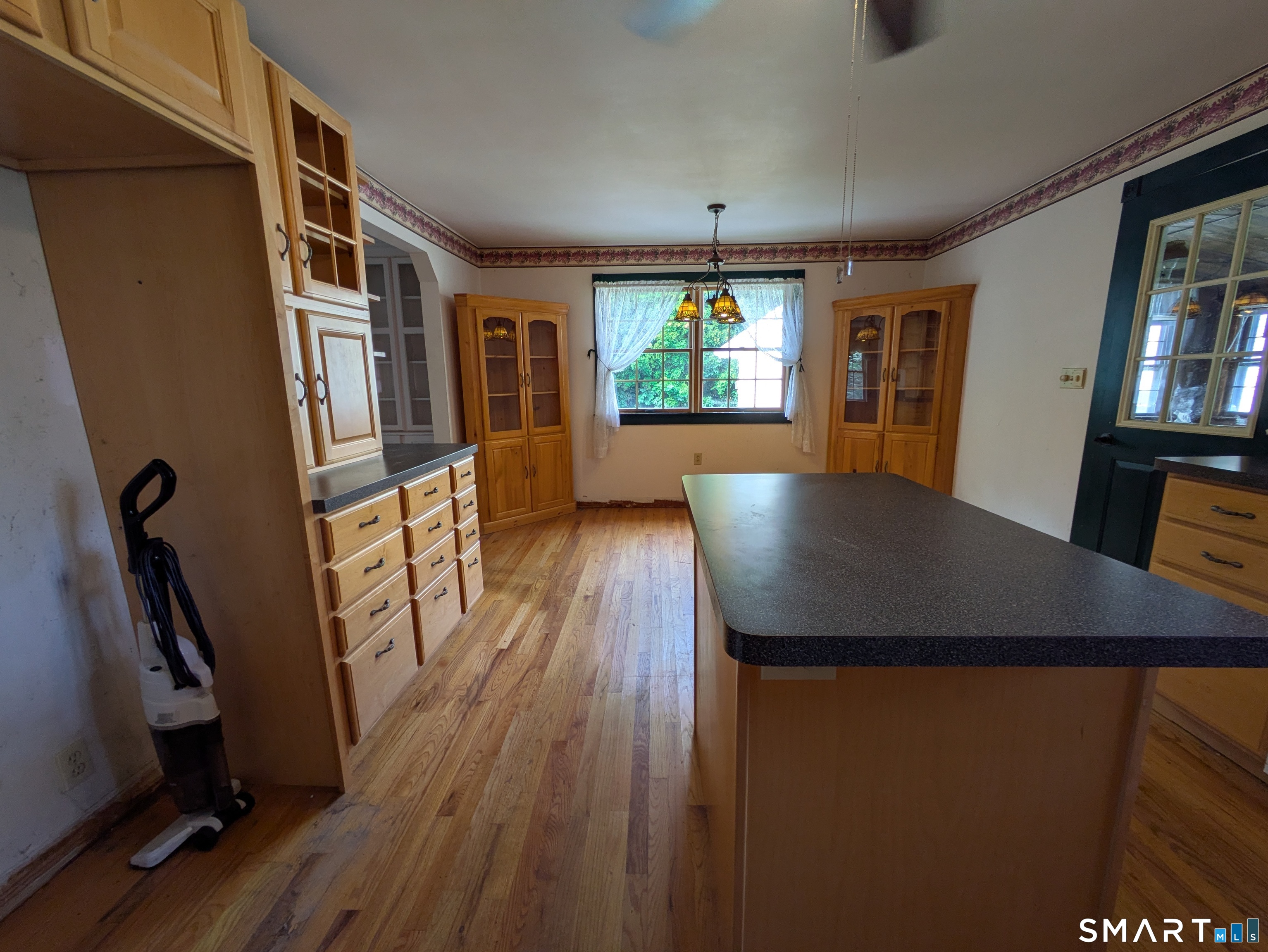 261 Coram Road Shelton, CT 06484 - Photo 6 of 25 Gallery Image 6